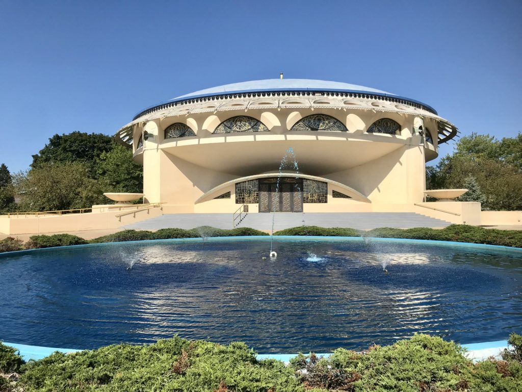 Navigating the Landscapes of Frank Lloyd Wright